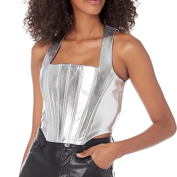 Steve Madden Tops - NWT Steve Madden Kimmie Metallic Top